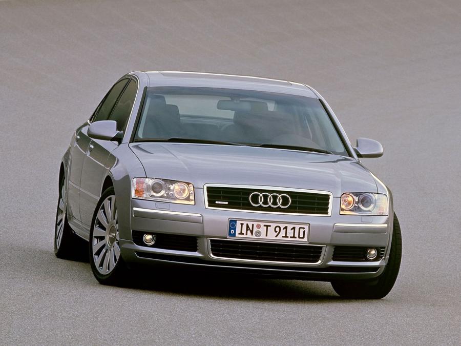 Audi A8 4.2 Quattro (D3) 2003 года  (фото 9 из 30)